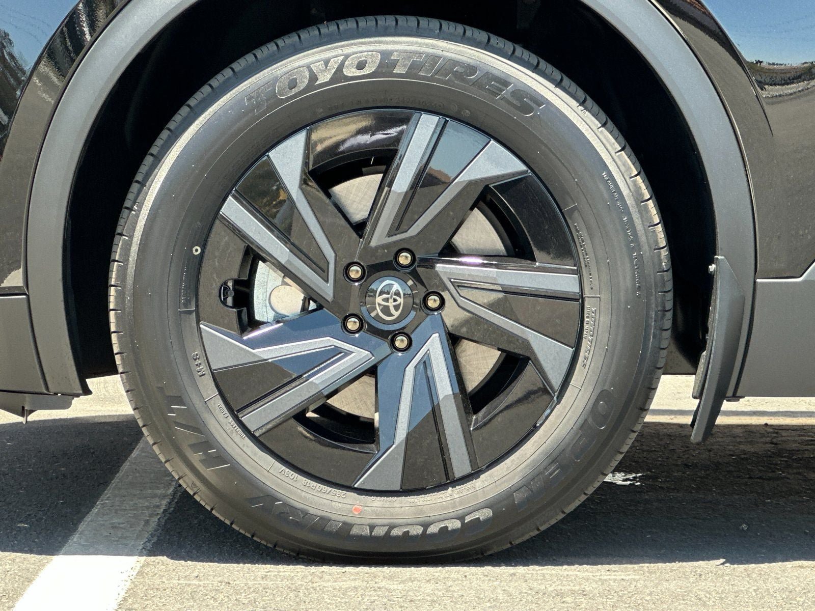 New 2026 Toyota C-HR AWD/4WD image 23