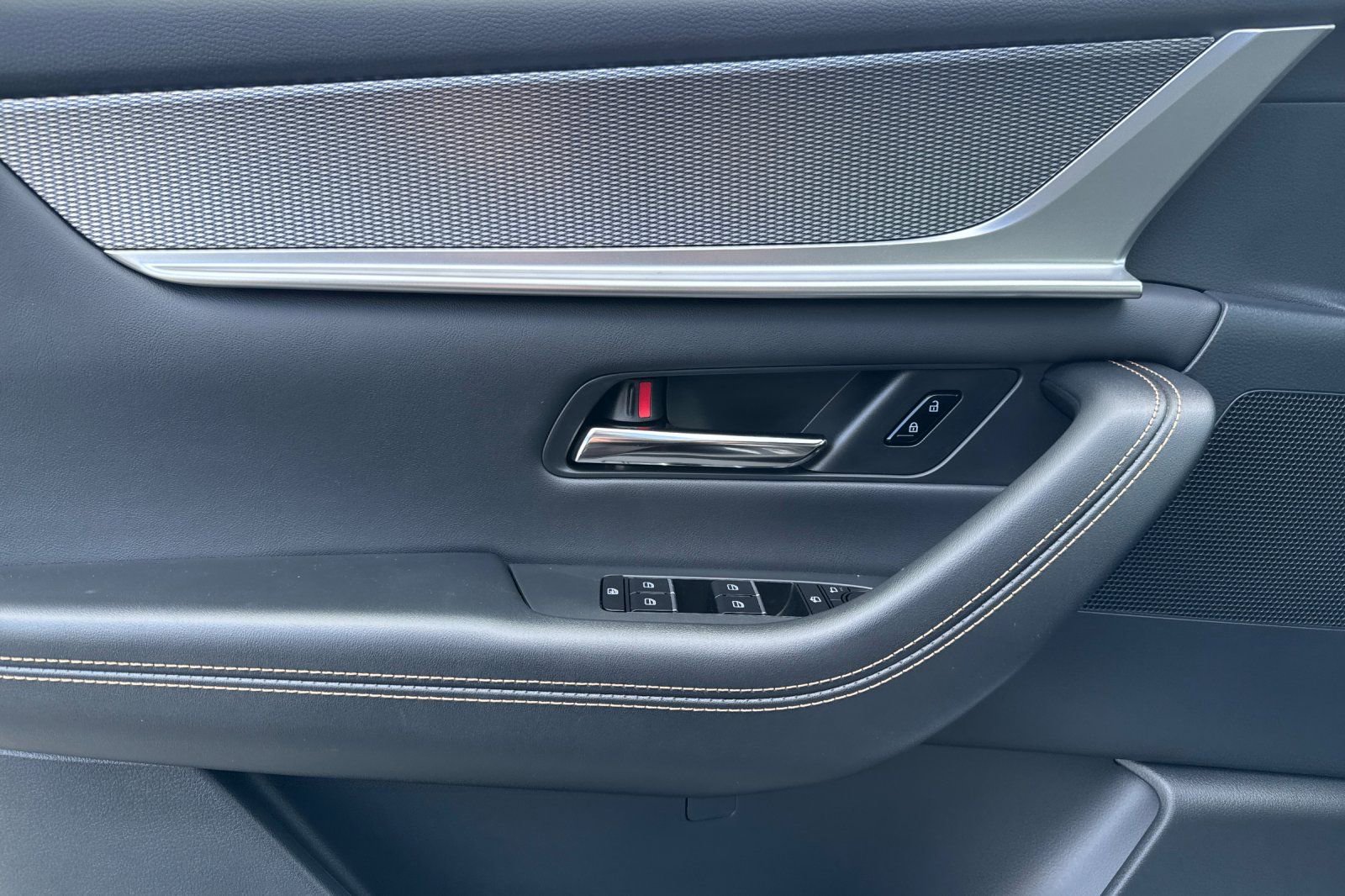 New 2026 MAZDA CX-90 3.3 Turbo w/ Premium Sport Pkg image 8