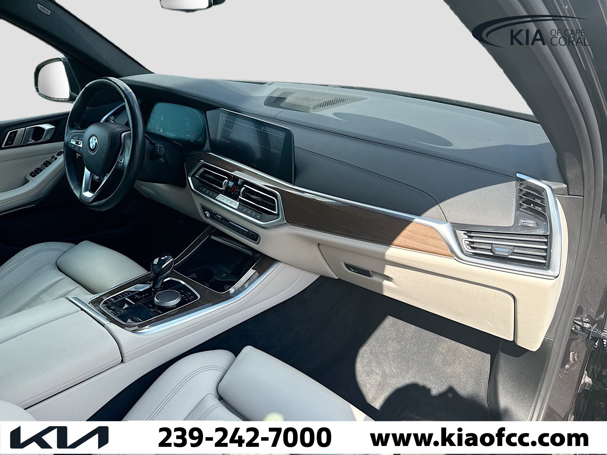 Used 2020 BMW X5 xDrive40i w/ Premium Package image 14