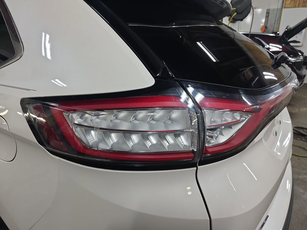 Used 2018 Ford Edge SEL w/ Equipment Group 201A image 34