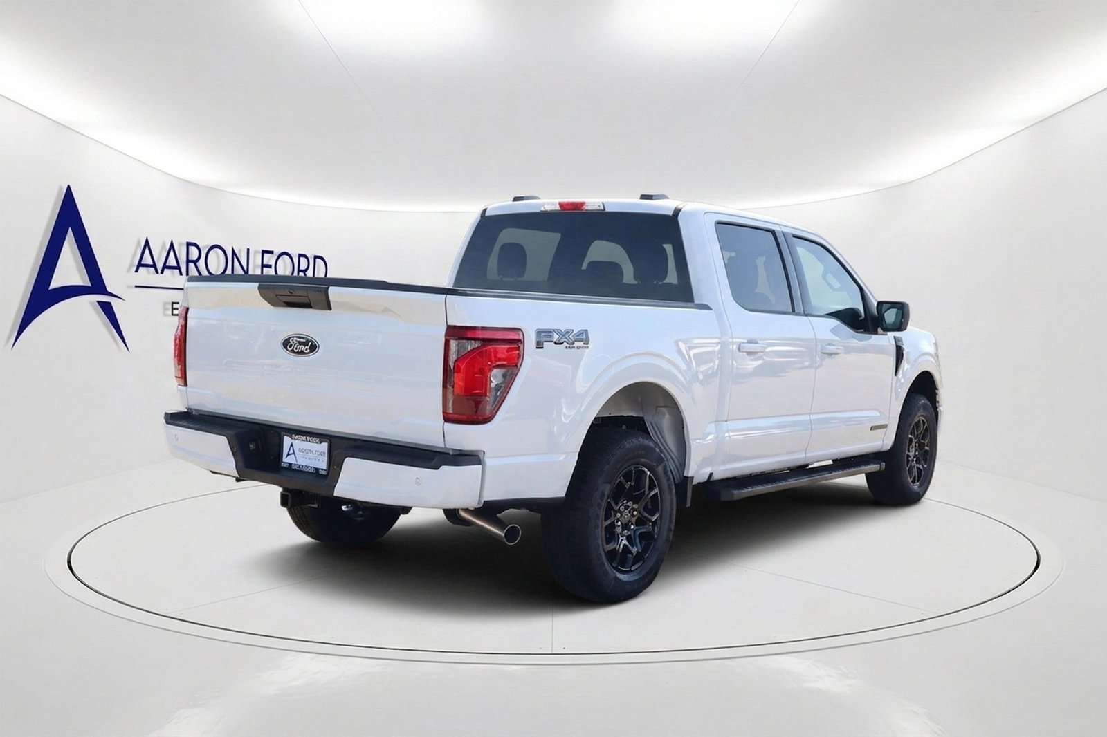 New 2026 Ford F150 XLT w/ FX4 Off-Road Package AWD/4WD image 4