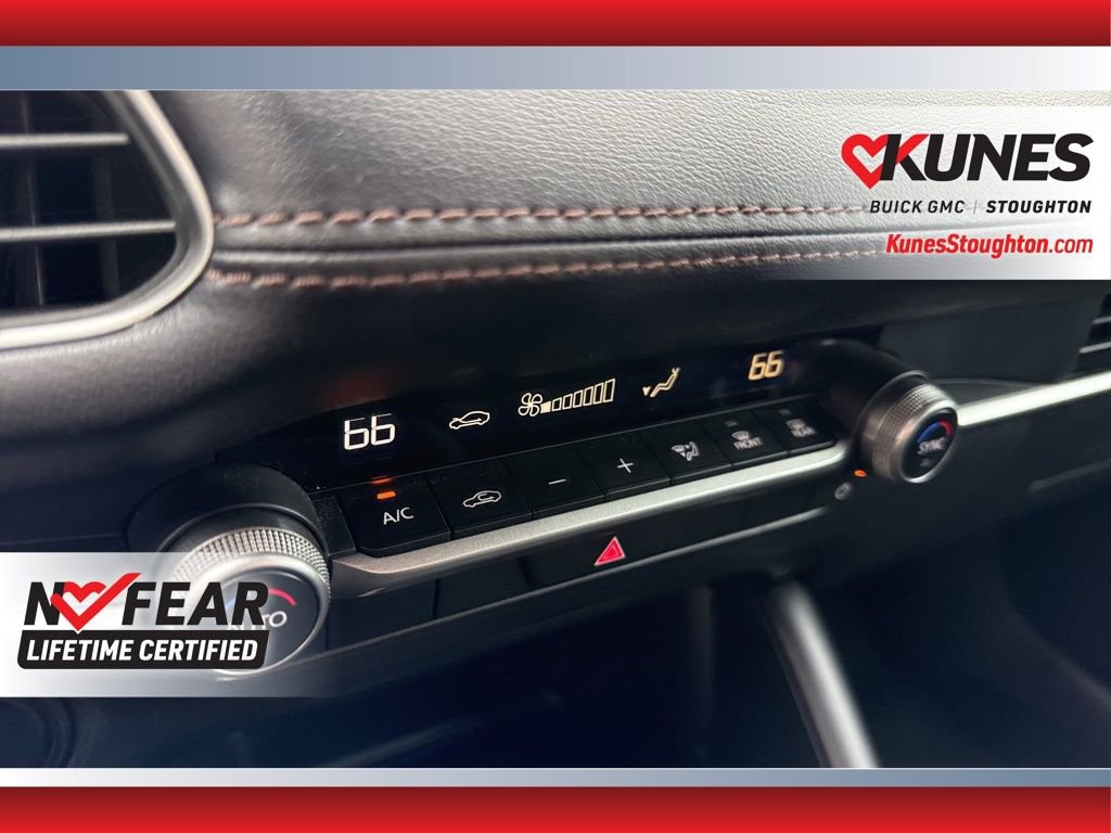 Used 2025 MAZDA MAZDA3 s Sport image 32