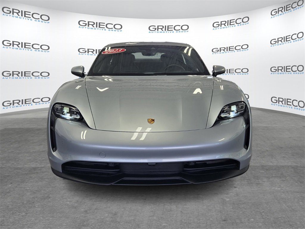 Used 2023 Porsche Taycan image 2