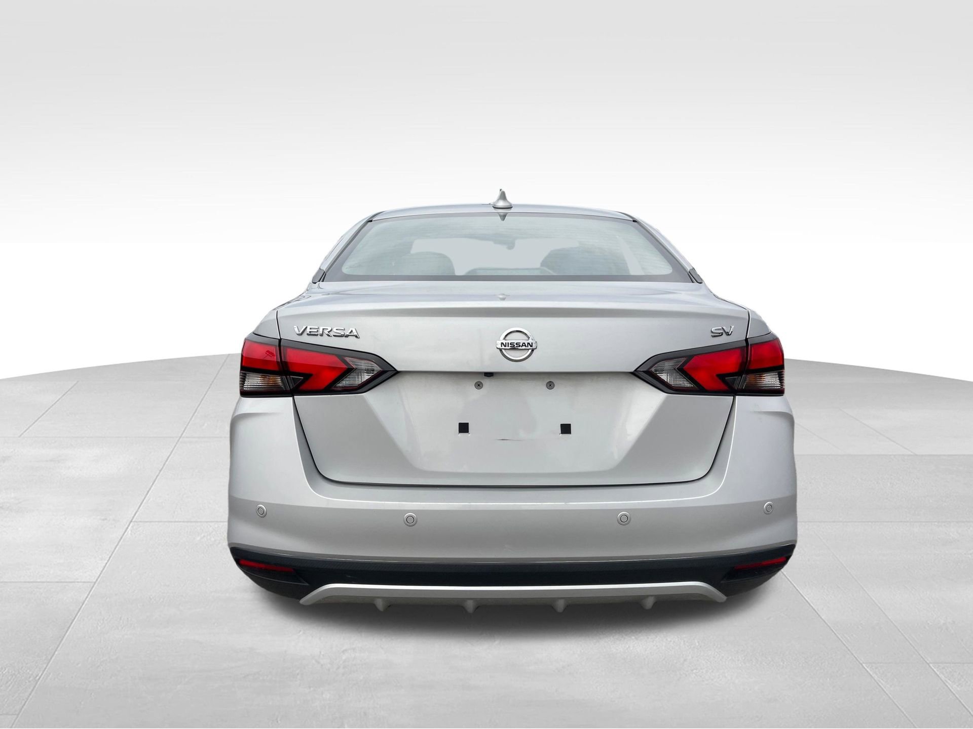 Used 2021 Nissan Versa SV image 7