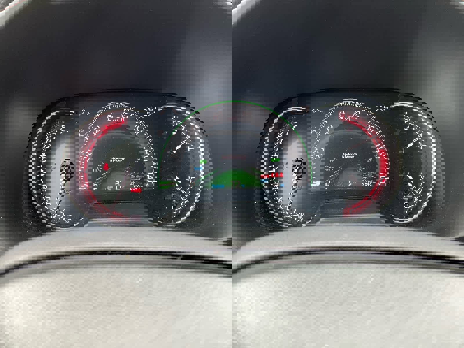 Used 2025 Toyota RAV4 XLE image 22
