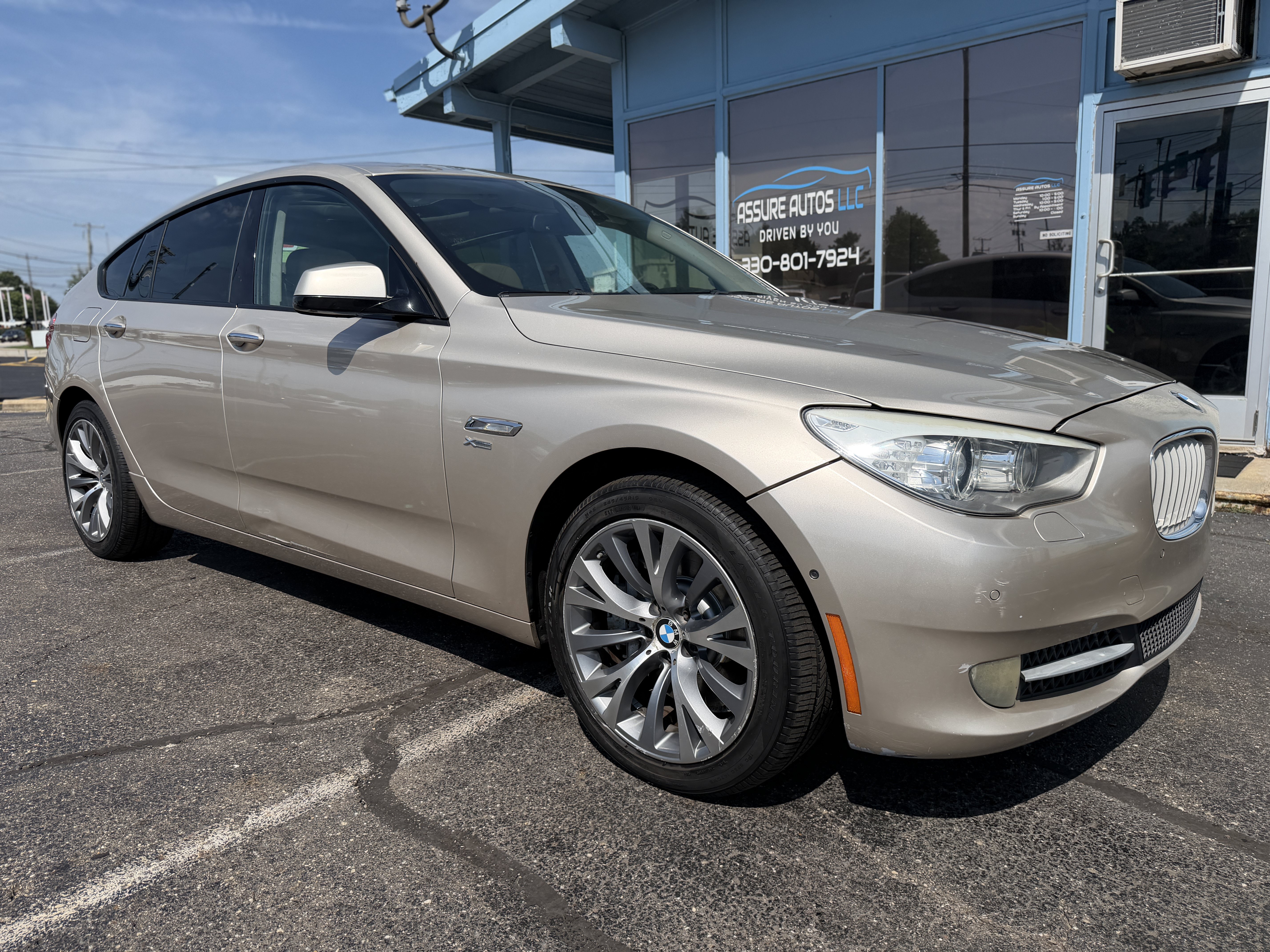 Used 2012 BMW 550i Gran Turismo xDrive w/ Driver Assistance Pkg AWD/4WD image 7