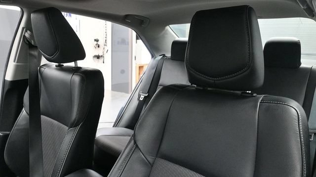 Used 2016 Toyota Corolla S FWD image 17