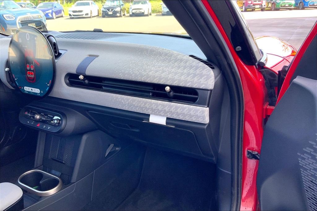Certified 2025 MINI Cooper S FWD image 16