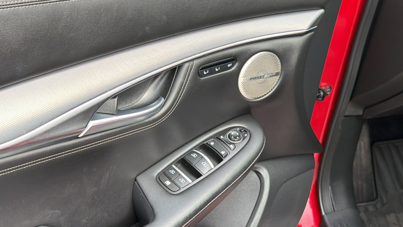 Used 2023 INFINITI QX55 Essential image 11