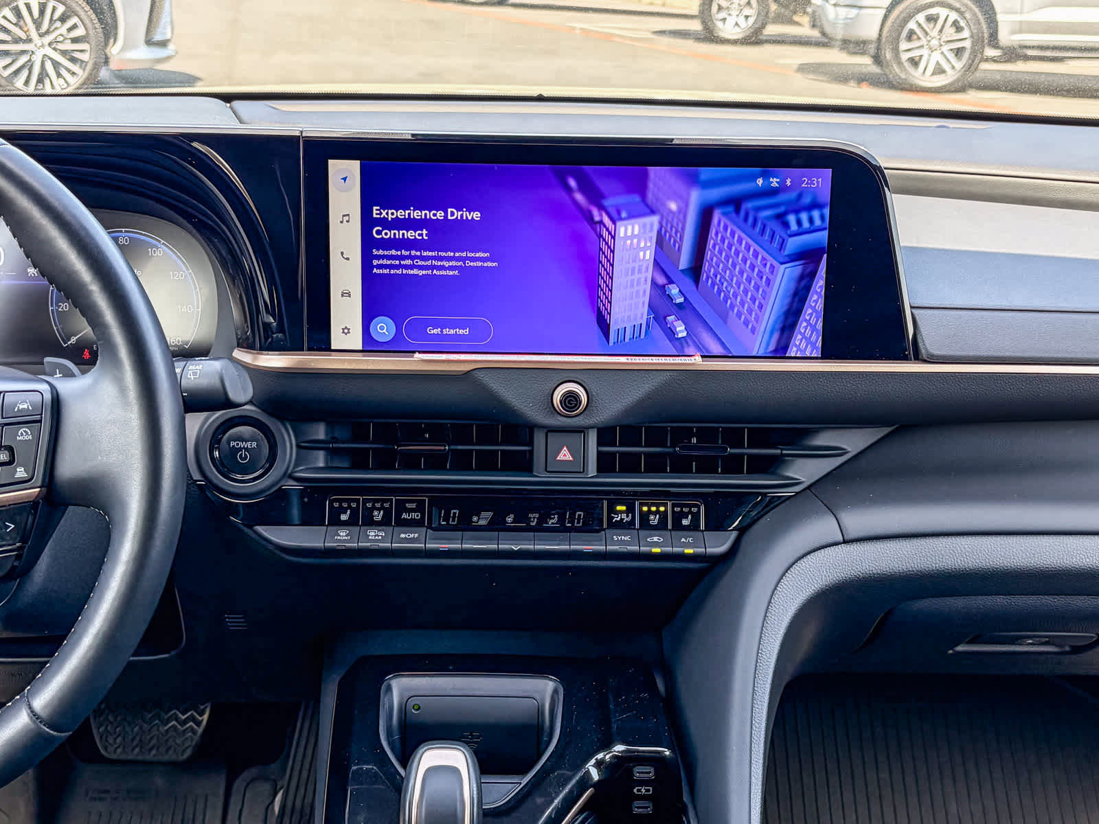 Used 2025 Toyota Crown Signia image 12