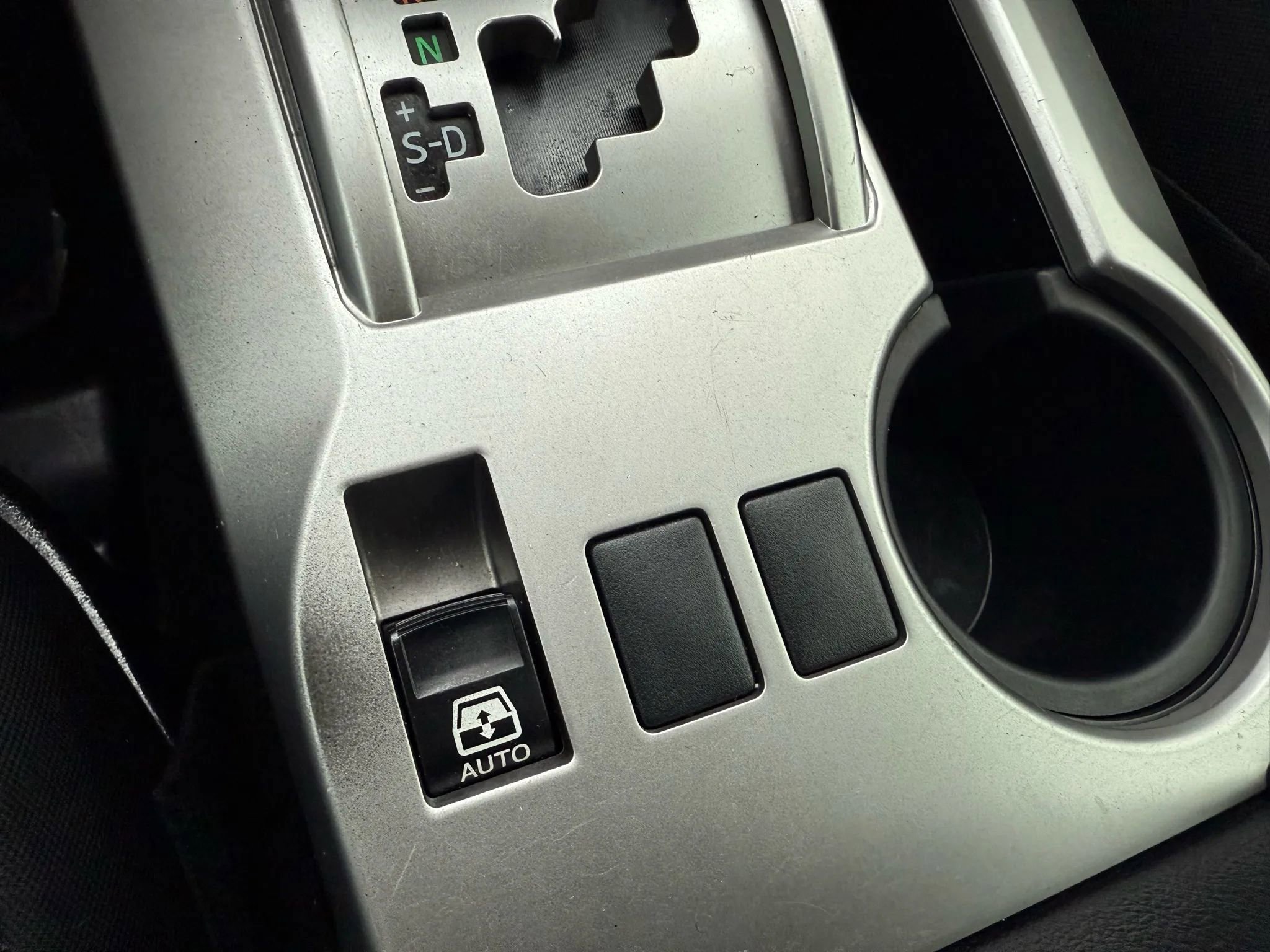 Used 2015 Toyota 4Runner SR5 image 38