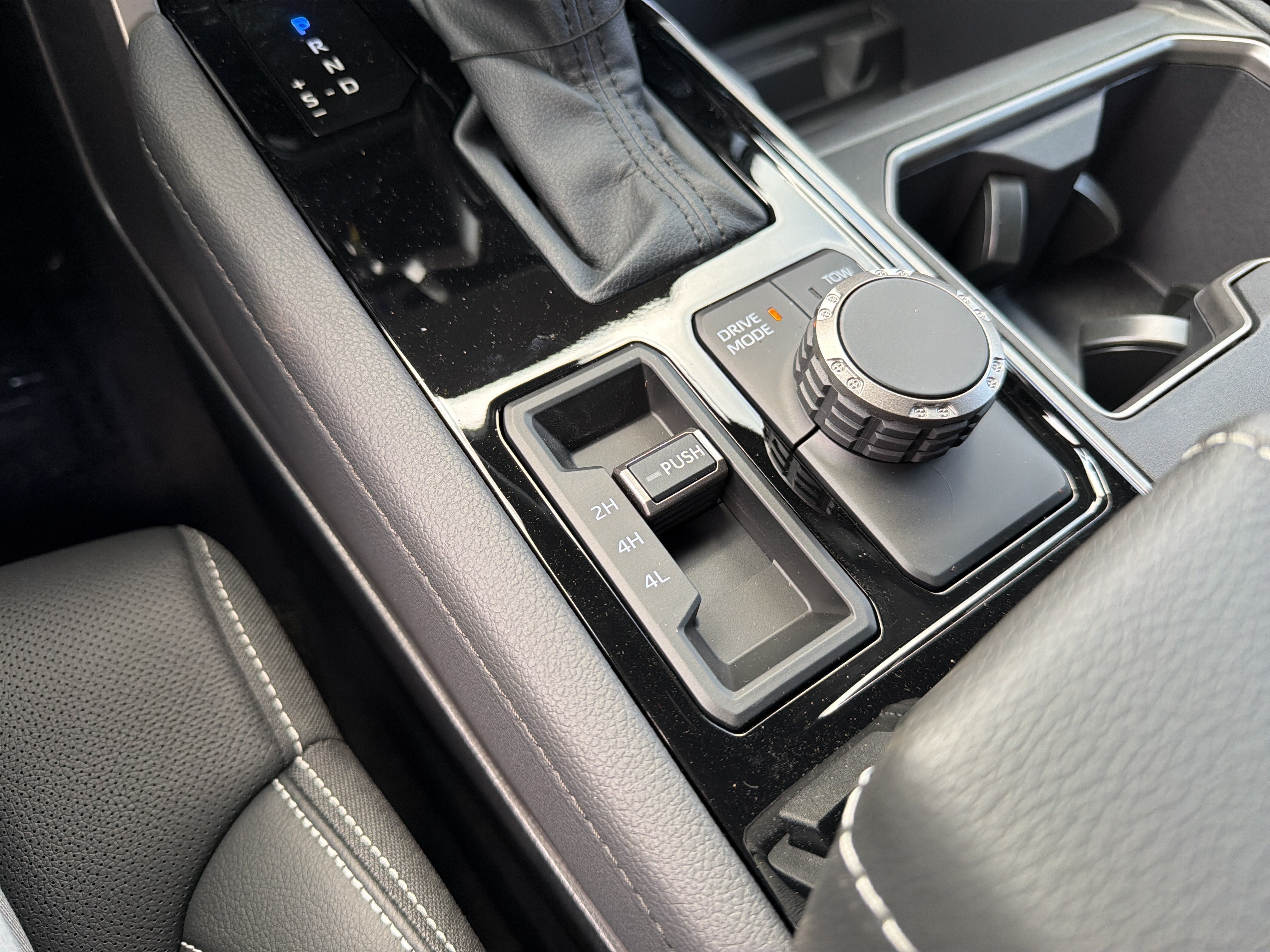 New 2026 Toyota Tundra Limited AWD/4WD image 26