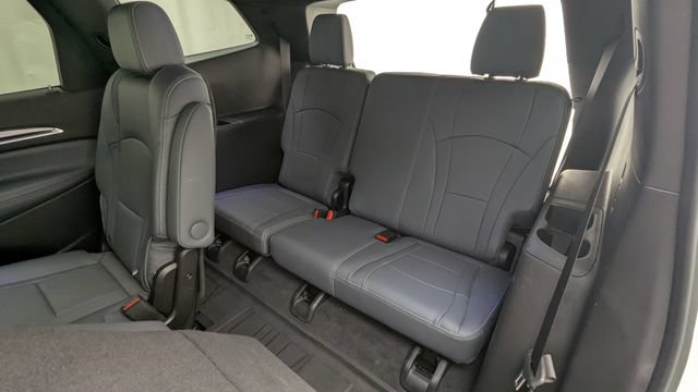 Certified 2024 Buick Enclave Essence FWD image 30