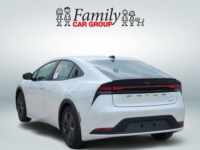 New 2026 Toyota Prius LE image 3