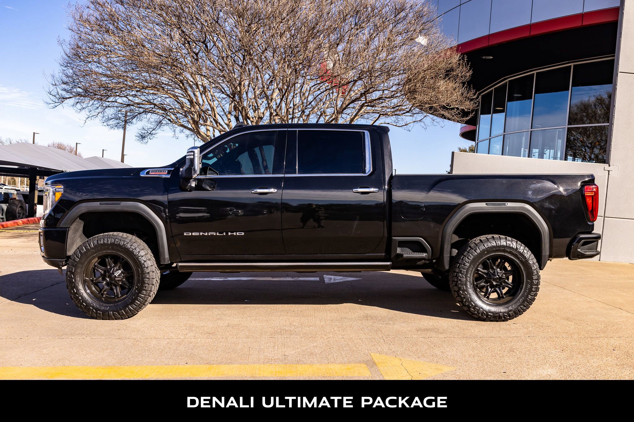 Used 2023 GMC Sierra 2500 Denali w/ Denali Black Diamond Edition image 6