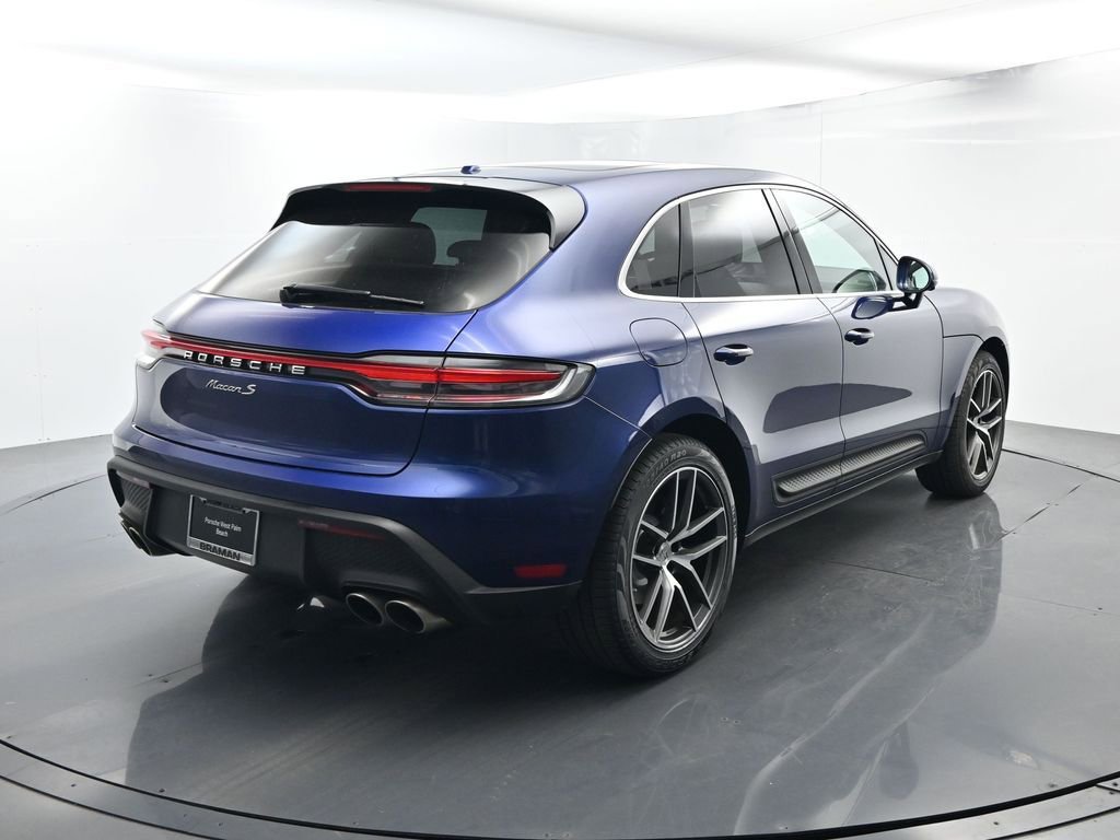 Certified 2022 Porsche Macan S image 14
