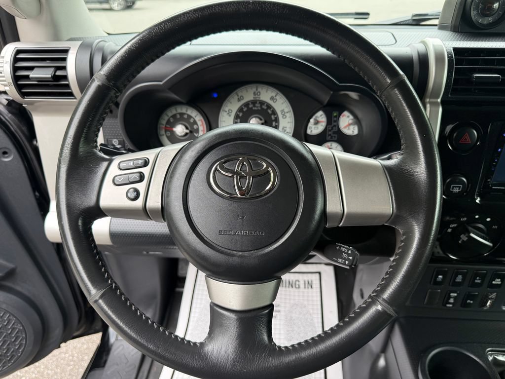 Used 2010 Toyota FJ Cruiser 4WD w/ Upgrade Pkg 2 image 14