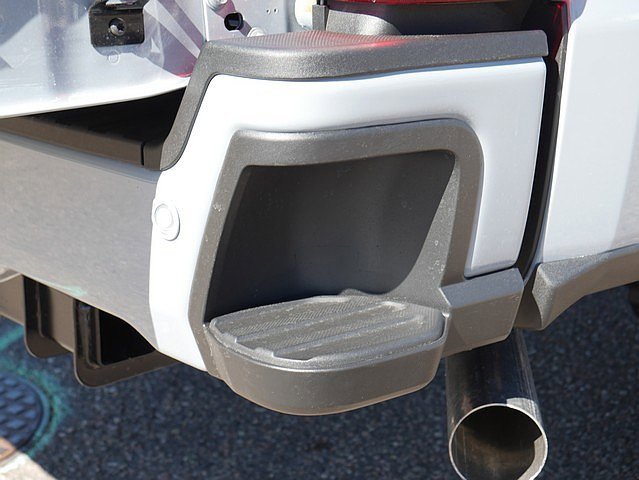 New 2026 Ford F250 Lariat image 38