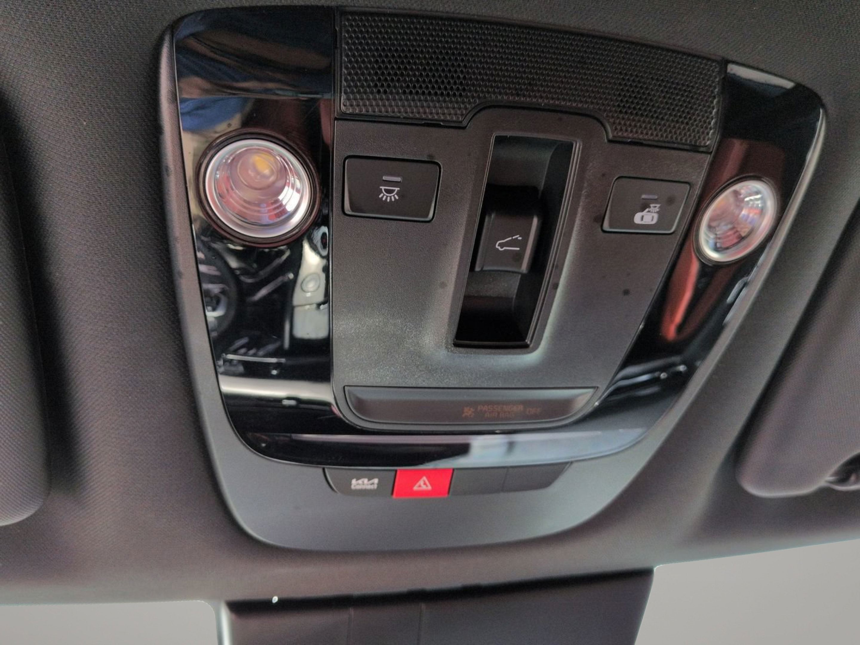 Certified 2025 Kia Sportage SX Prestige AWD/4WD image 26