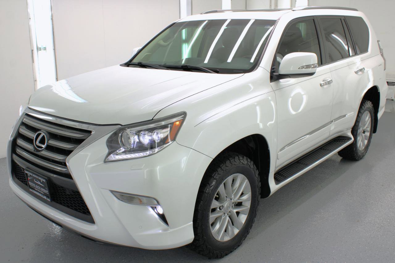 Used 2017 Lexus GX 460 Premium w/ Premium Package image 4
