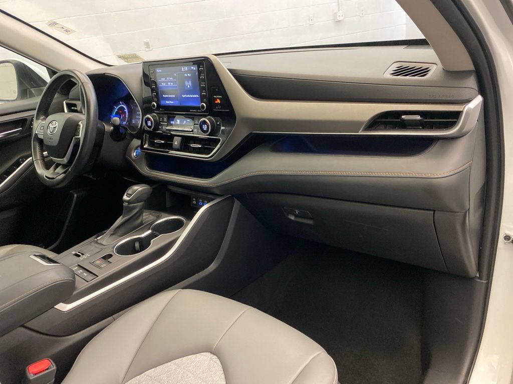 Used 2022 Toyota Highlander Bronze Edition AWD/4WD image 26