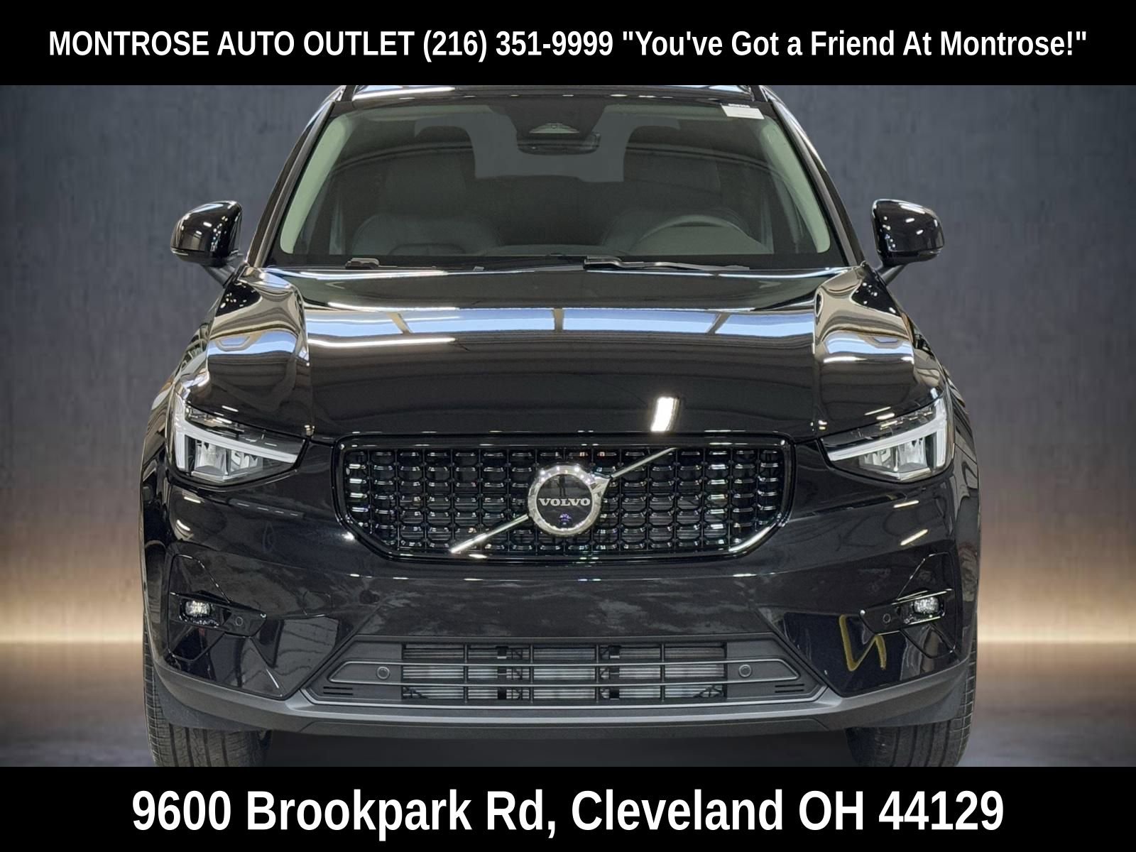 New 2026 Volvo XC40 B5 Plus w/ Protection Package Premier image 8