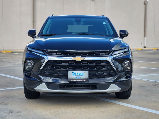 Used 2024 Chevrolet Blazer LT w/ Convenience Package FWD image 2