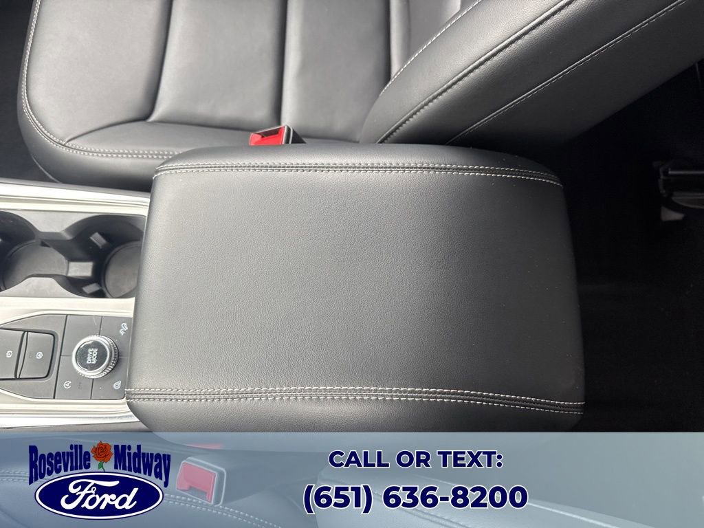 Used 2023 Ford Explorer XLT w/ Equipment Group 202A image 15