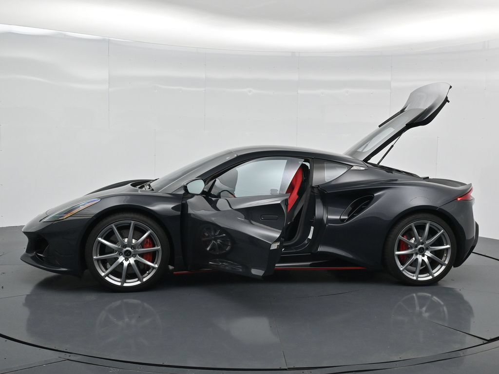 Used 2025 Lotus Emira RWD image 22