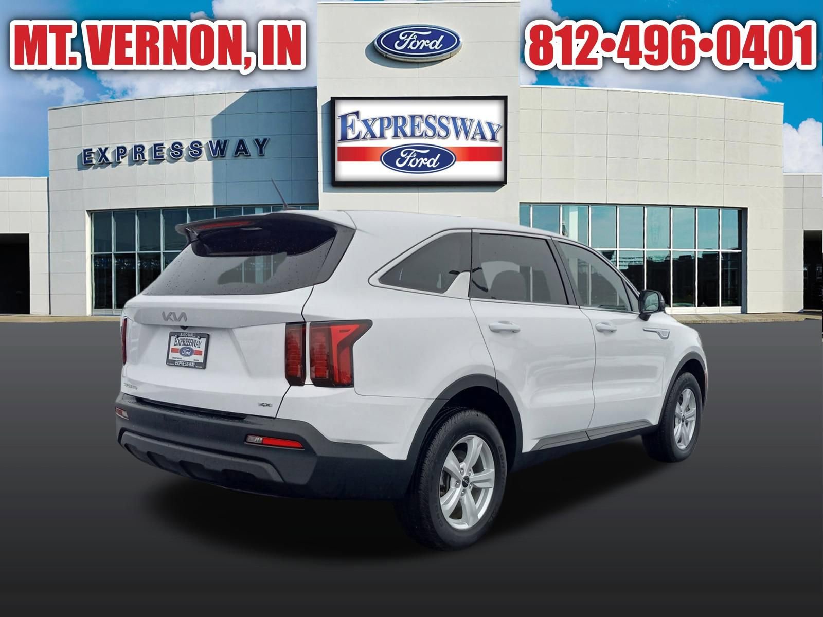 Used 2023 Kia Sorento LX image 7