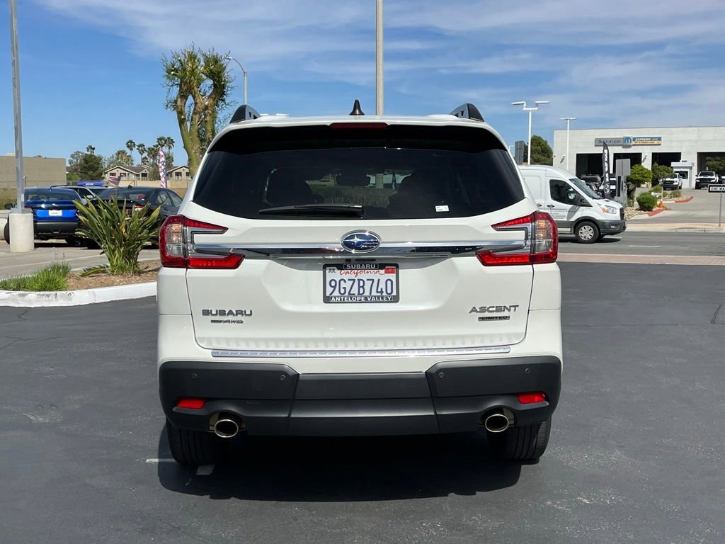 Used 2023 Subaru Ascent Limited w/ Technology Package image 3