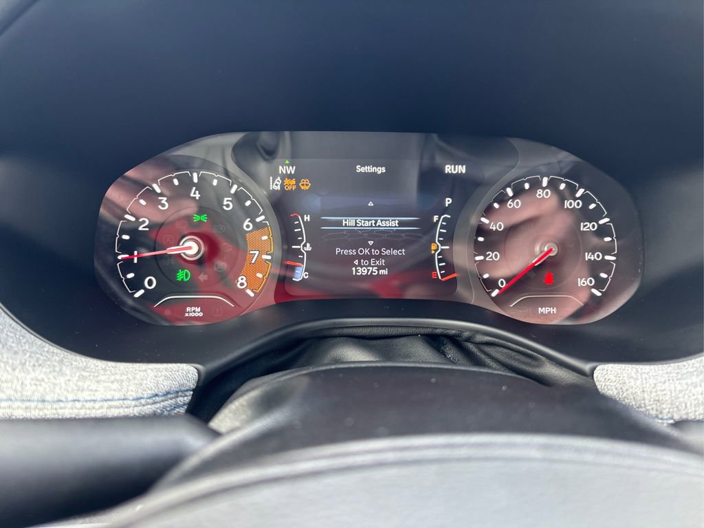 Used 2023 Jeep Compass Latitude image 21