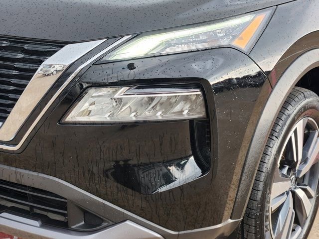 Used 2023 Nissan Rogue SL image 17