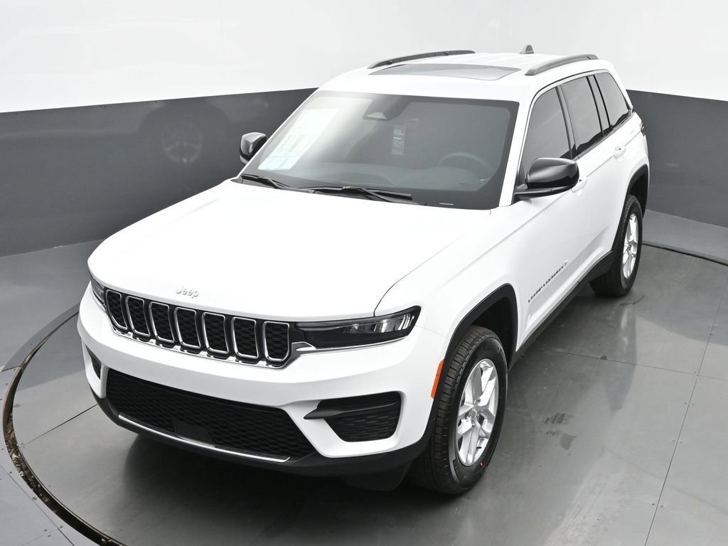 New 2025 Jeep Grand Cherokee Laredo X w/ Luxury Tech Group I image 36