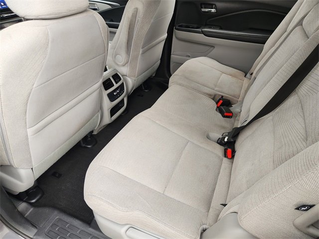 Certified 2017 Honda Pilot EX image 11