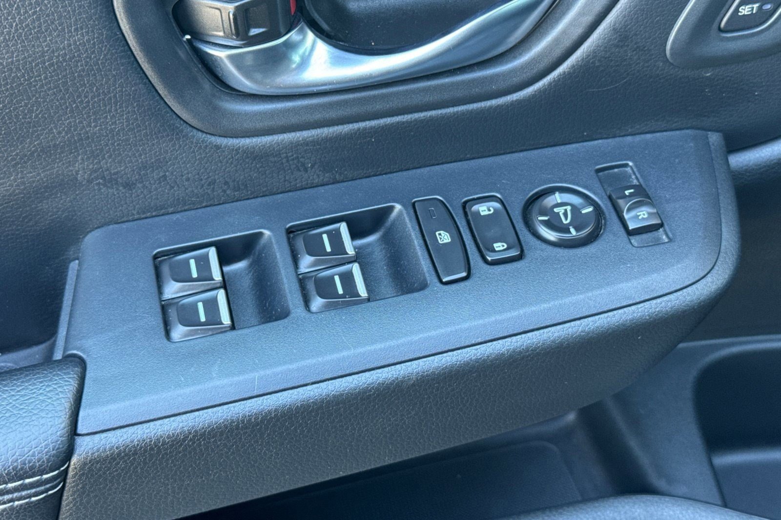 Used 2023 Honda Pilot EX-L image 13