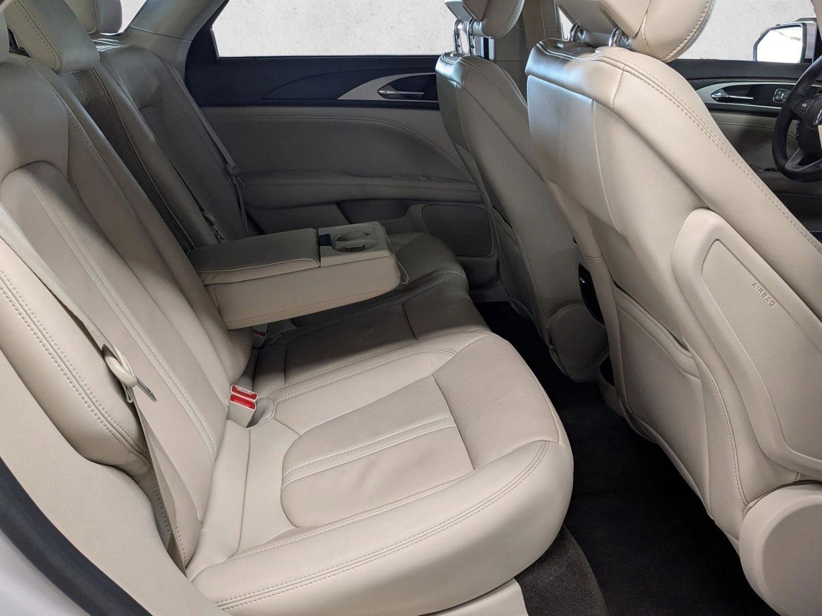Used 2019 Lincoln MKZ Reserve FWD image 20