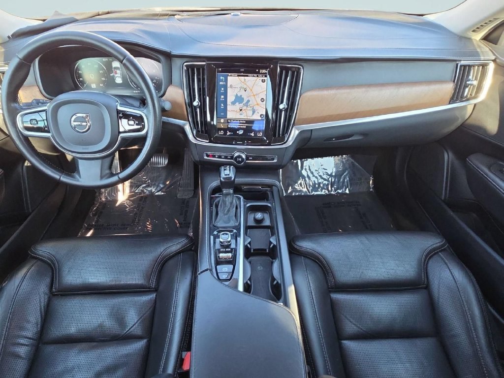 Used 2017 Volvo S90 T5 Inscription w/ Vision Package FWD image 25