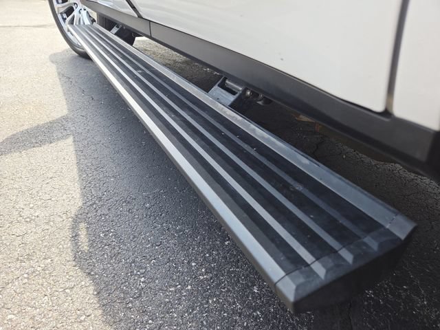 Used 2023 GMC Yukon Denali AWD/4WD image 20