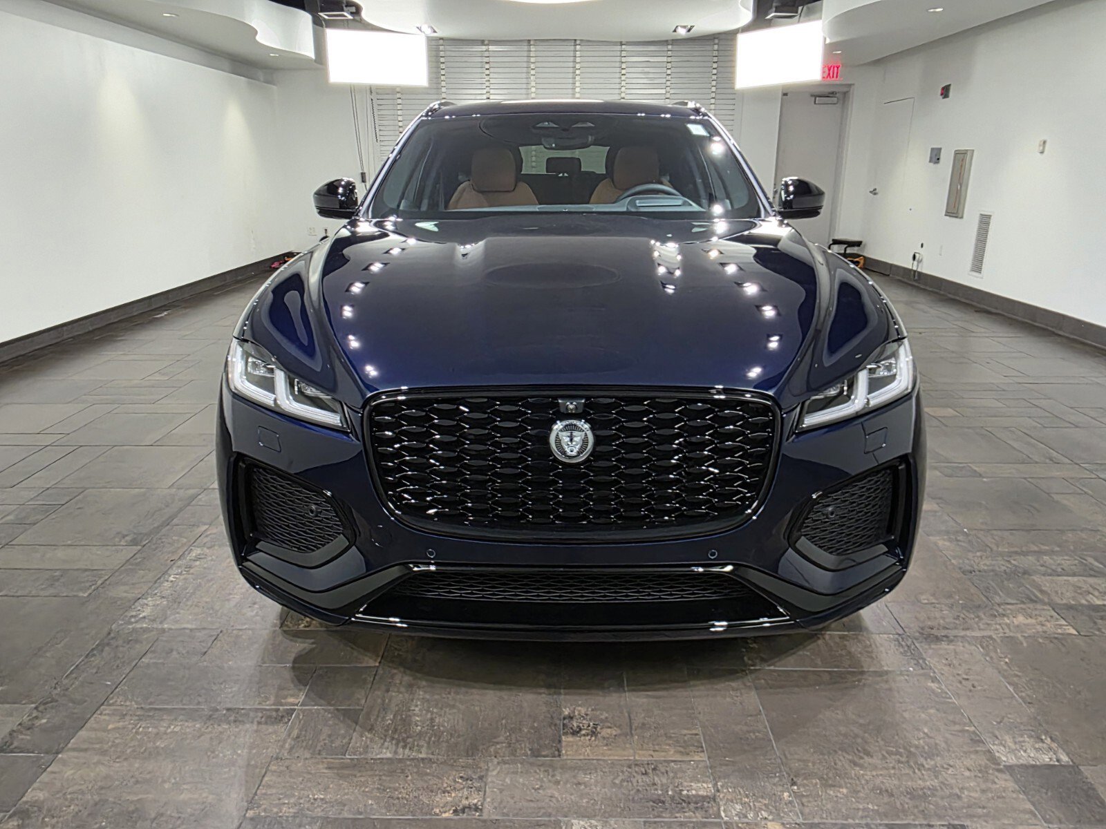 New 2026 Jaguar F-PACE R-Dynamic S image 2