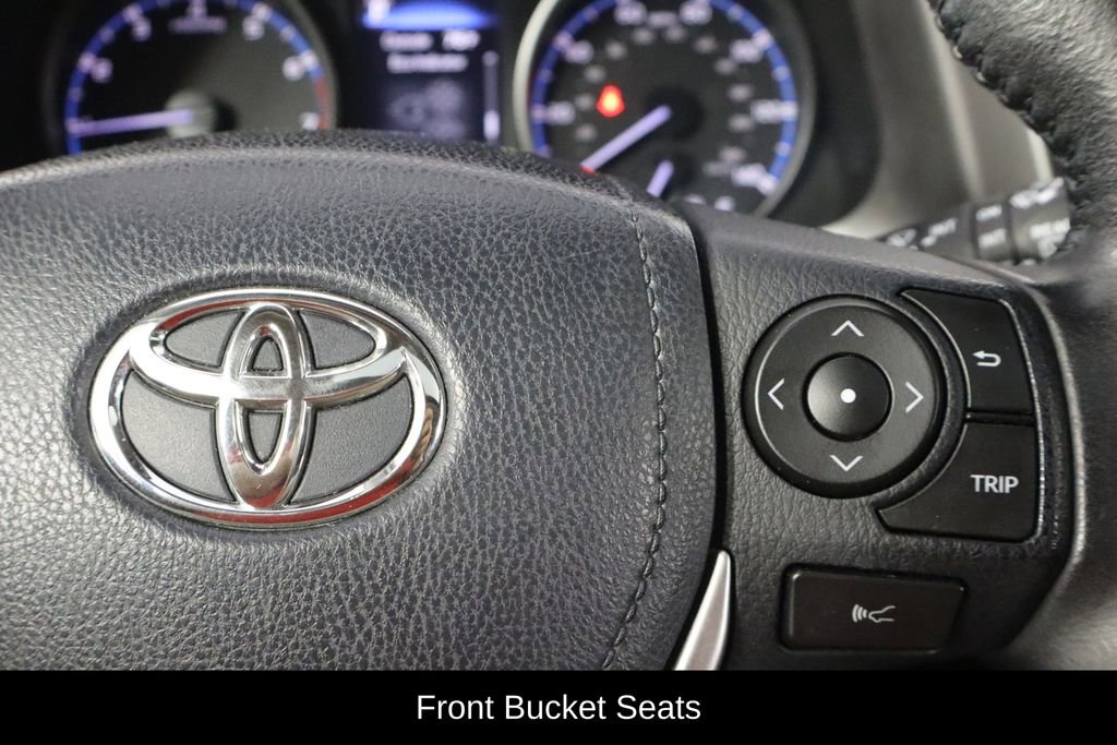 Used 2018 Toyota RAV4 XLE FWD image 10