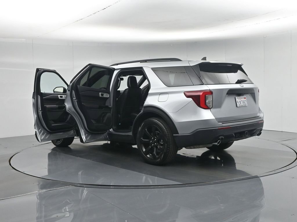 Used 2023 Ford Explorer ST-Line w/ Class IV Trailer Tow Package image 38