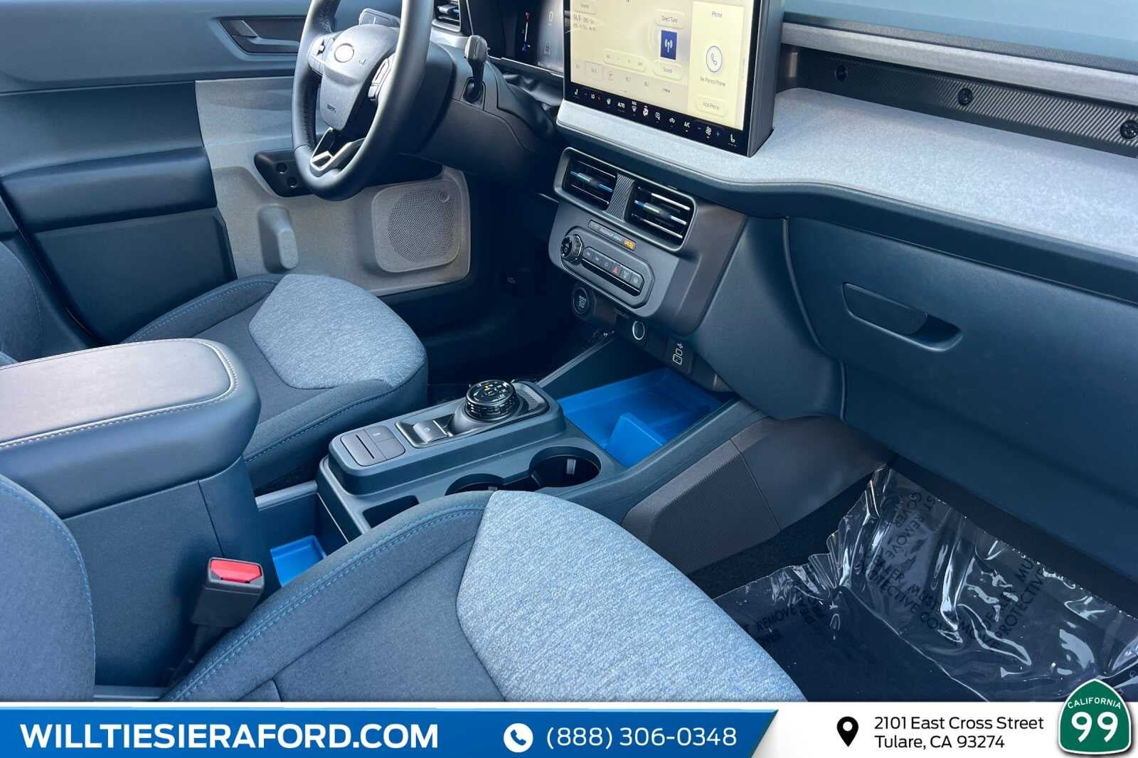 New 2026 Ford Maverick XLT w/ XLT Luxury Package FWD image 16
