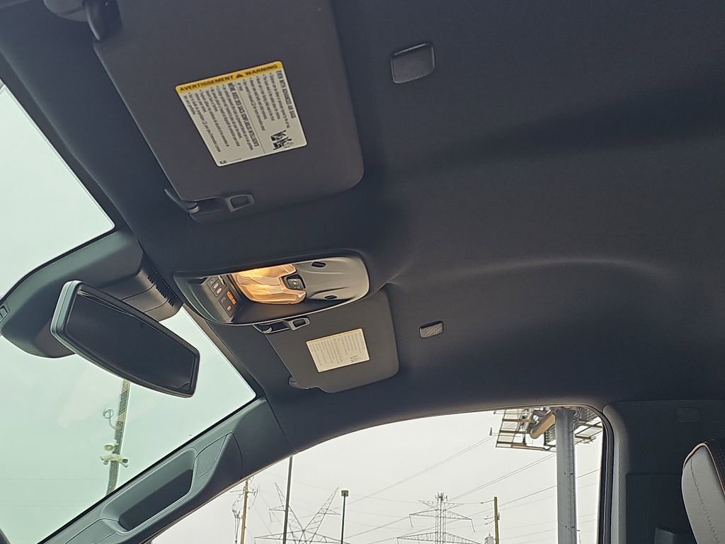 New 2025 GMC Canyon AT4 w/ Nightfall Edition image 24