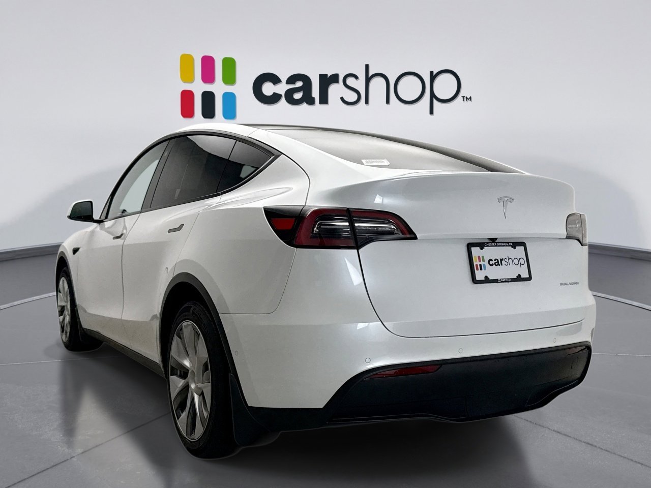 Used 2022 Tesla Model Y Long Range image 3