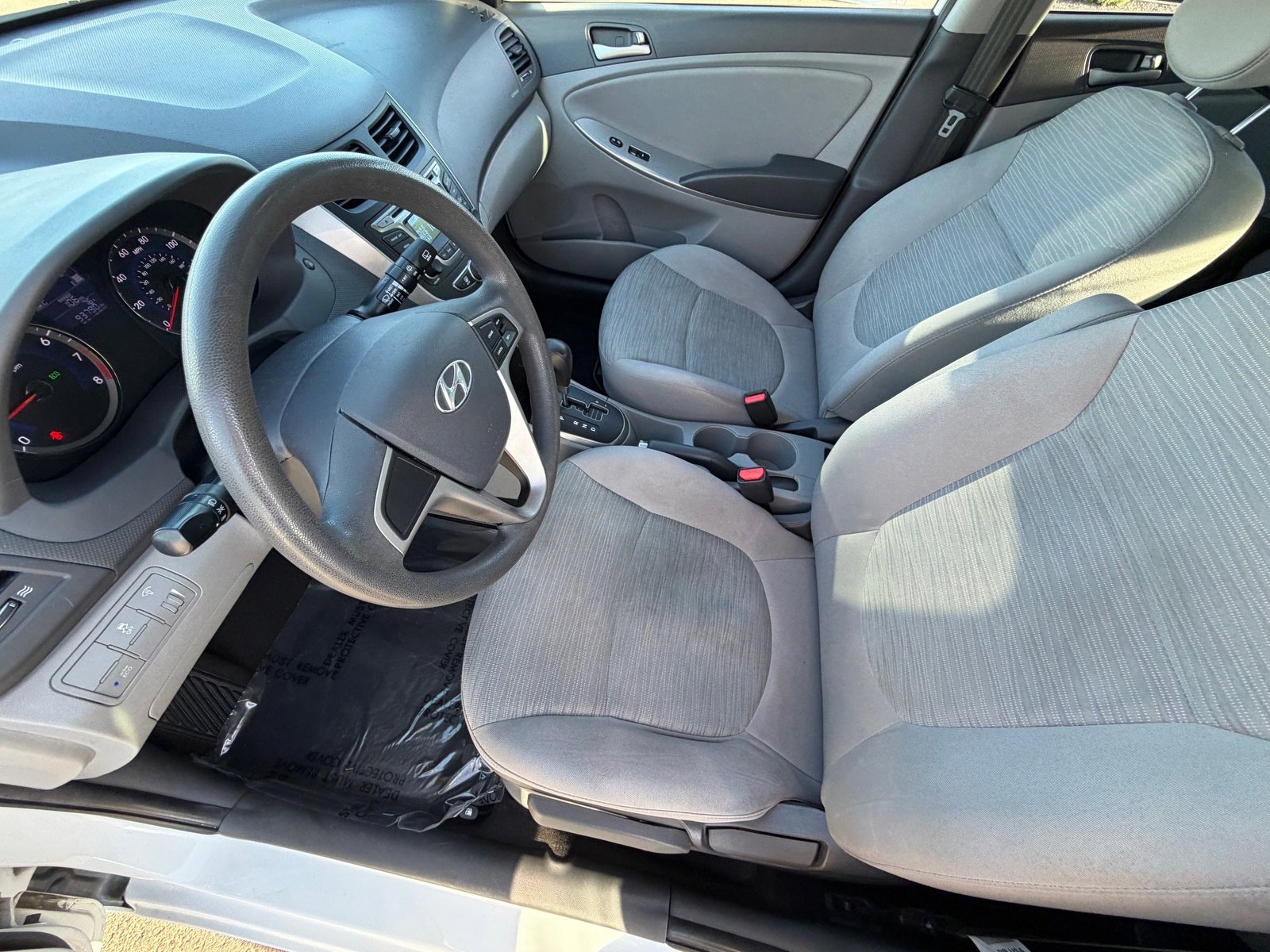 Used 2017 Hyundai Accent SE FWD image 14
