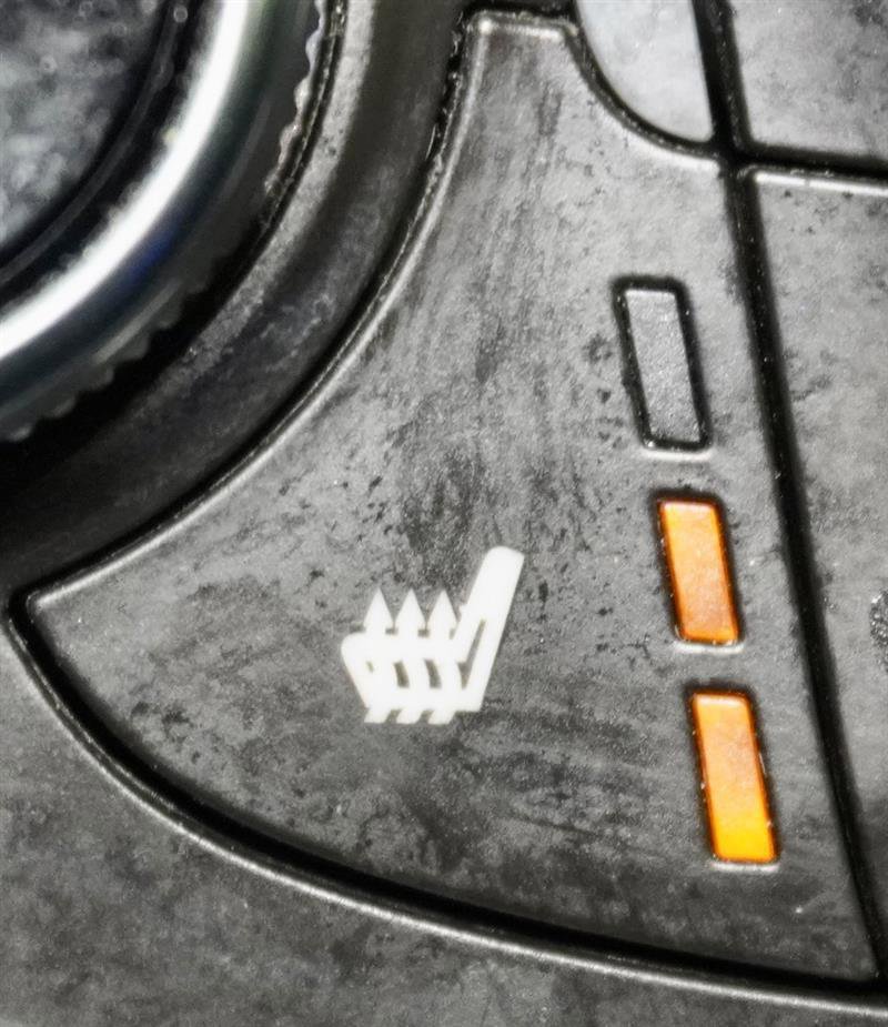 Used 2017 Chevrolet Volt Premier w/ Driver Confidence II Package FWD image 21