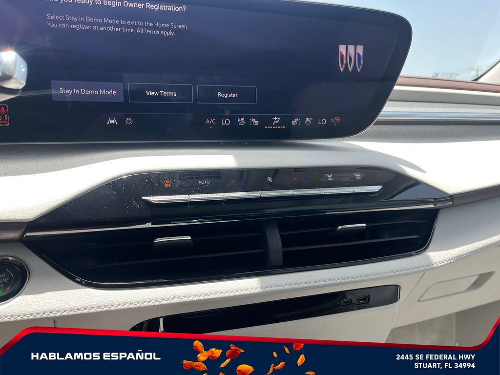 New 2026 Buick Enclave Avenir w/ Super Cruise Package AWD/4WD image 30