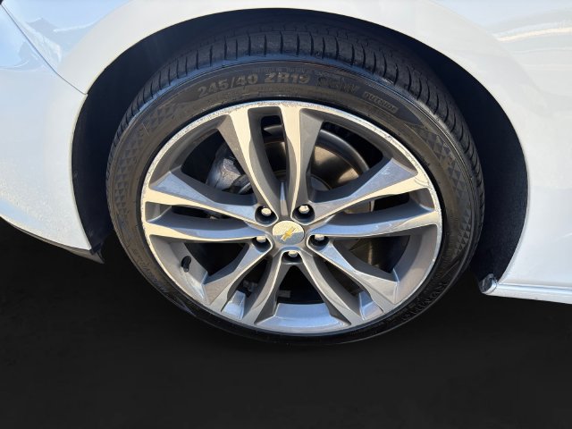 Used 2023 Chevrolet Malibu LT FWD image 11