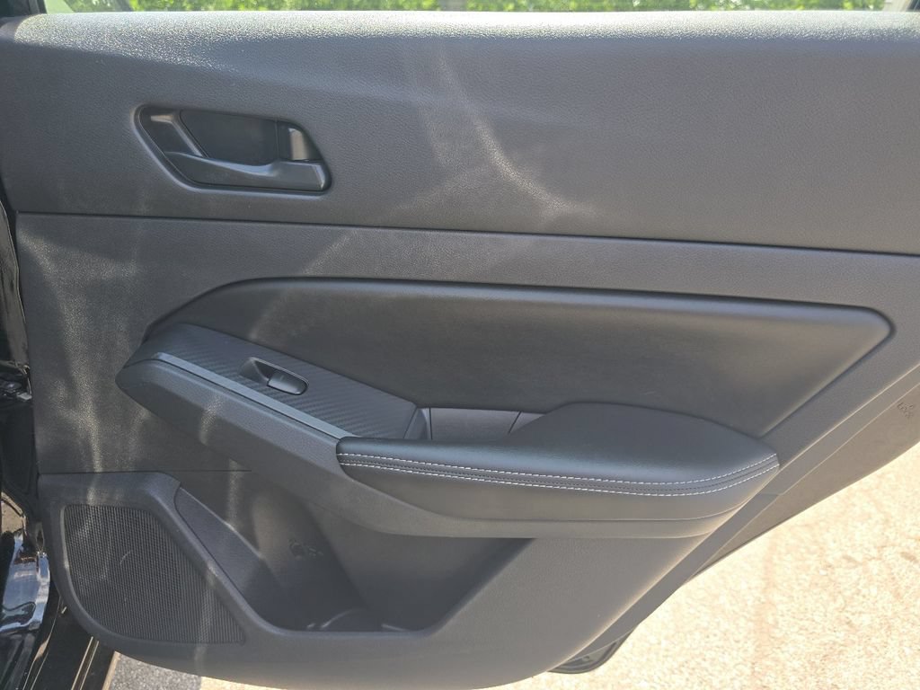 Used 2025 Nissan Altima 2.5 SV FWD image 18